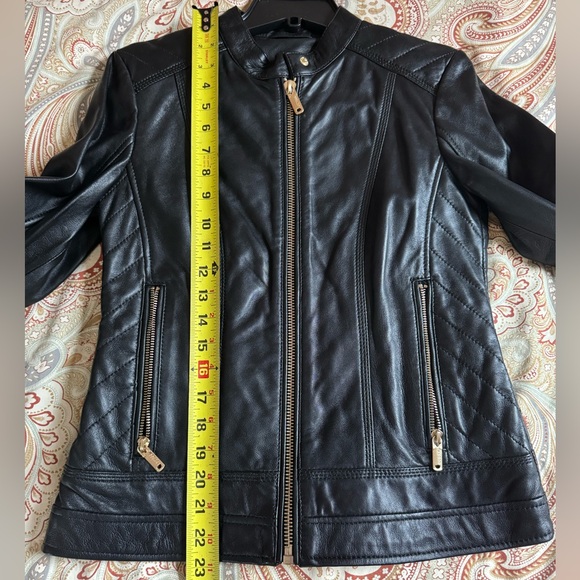 🌟 NWT Guess, Genuine Leather Jacket, Black, size XS🌟 - Picture 8 of 9